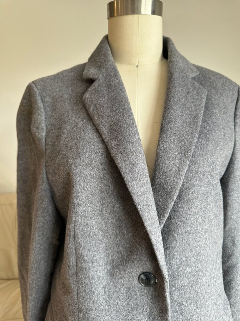 Uniqlo Grey Overcoat size M